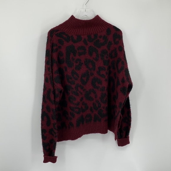 Sweaty Betty Jacquard Sweater mockneck animal leopard wine black new XL X-Large - Picture 5 of 6